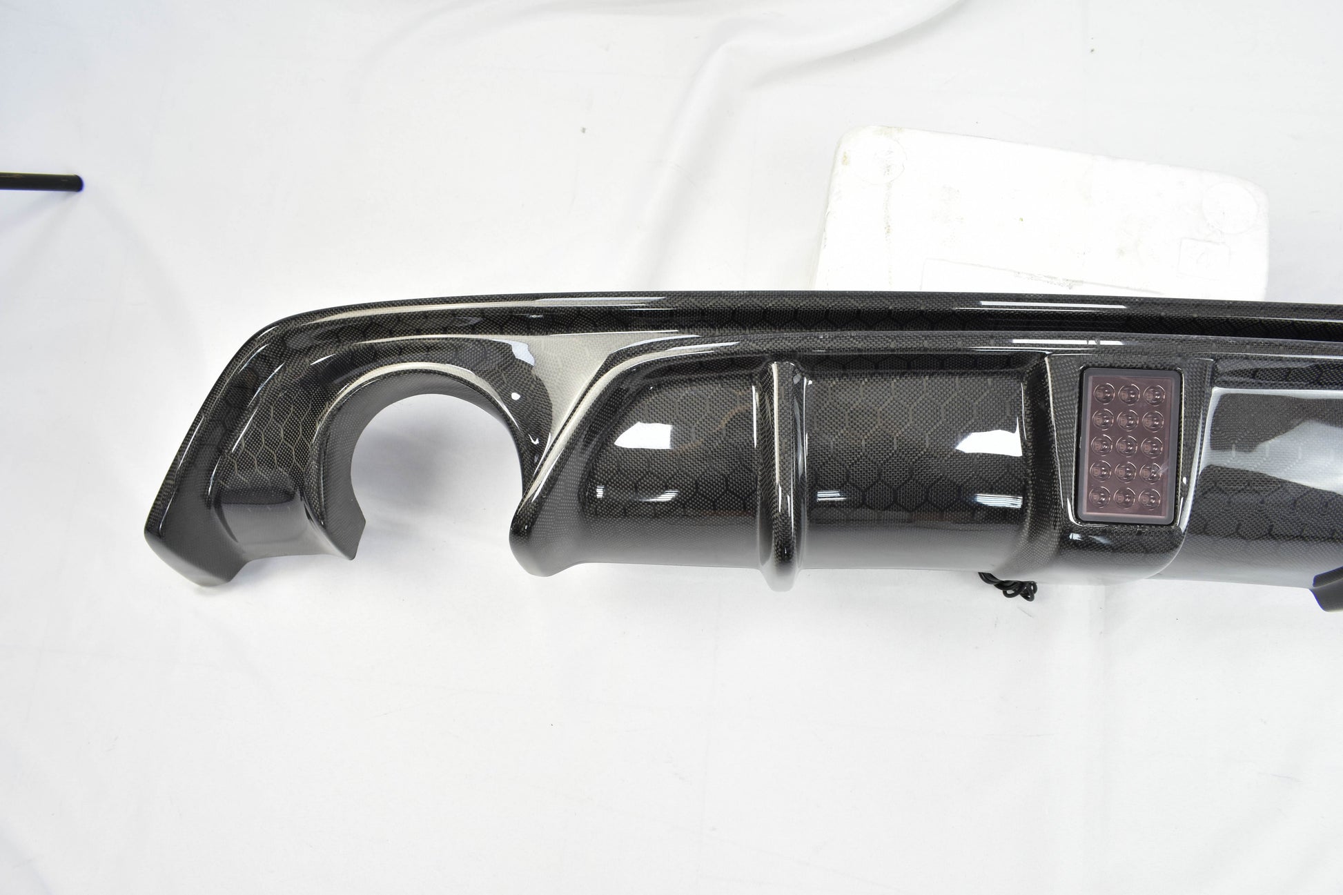 Infiniti Q60 Honeycomb Carbon fiber rear diffuser and wing splatter gu ...