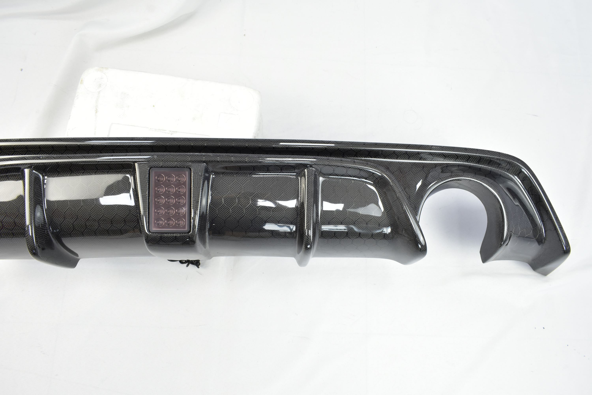 Infiniti Q60 Honeycomb Carbon fiber rear diffuser and wing splatter gu ...