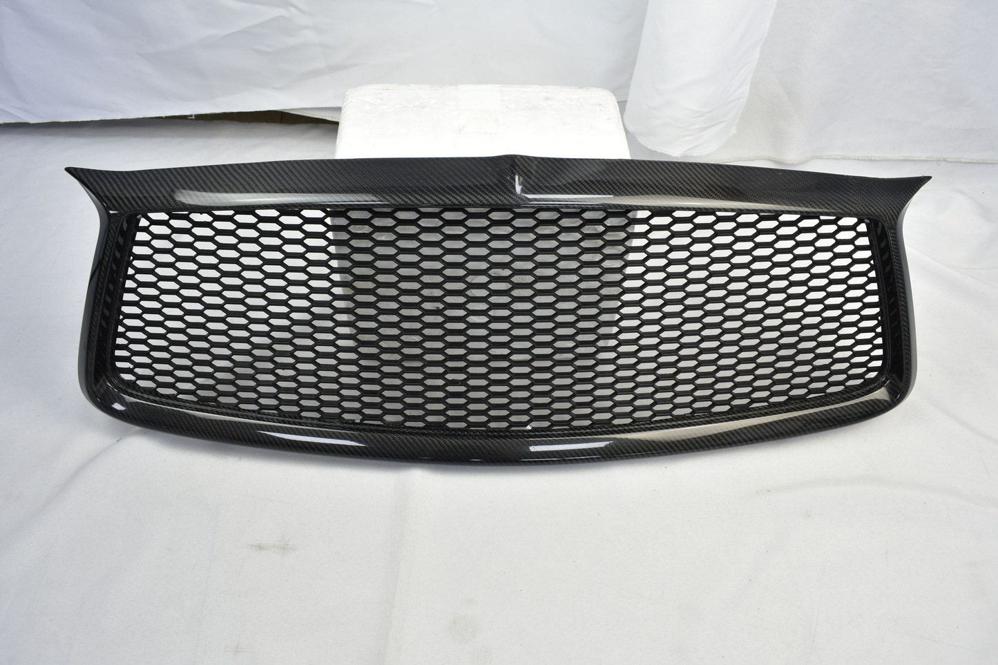 Q50-Q60 carbonfiber front grill